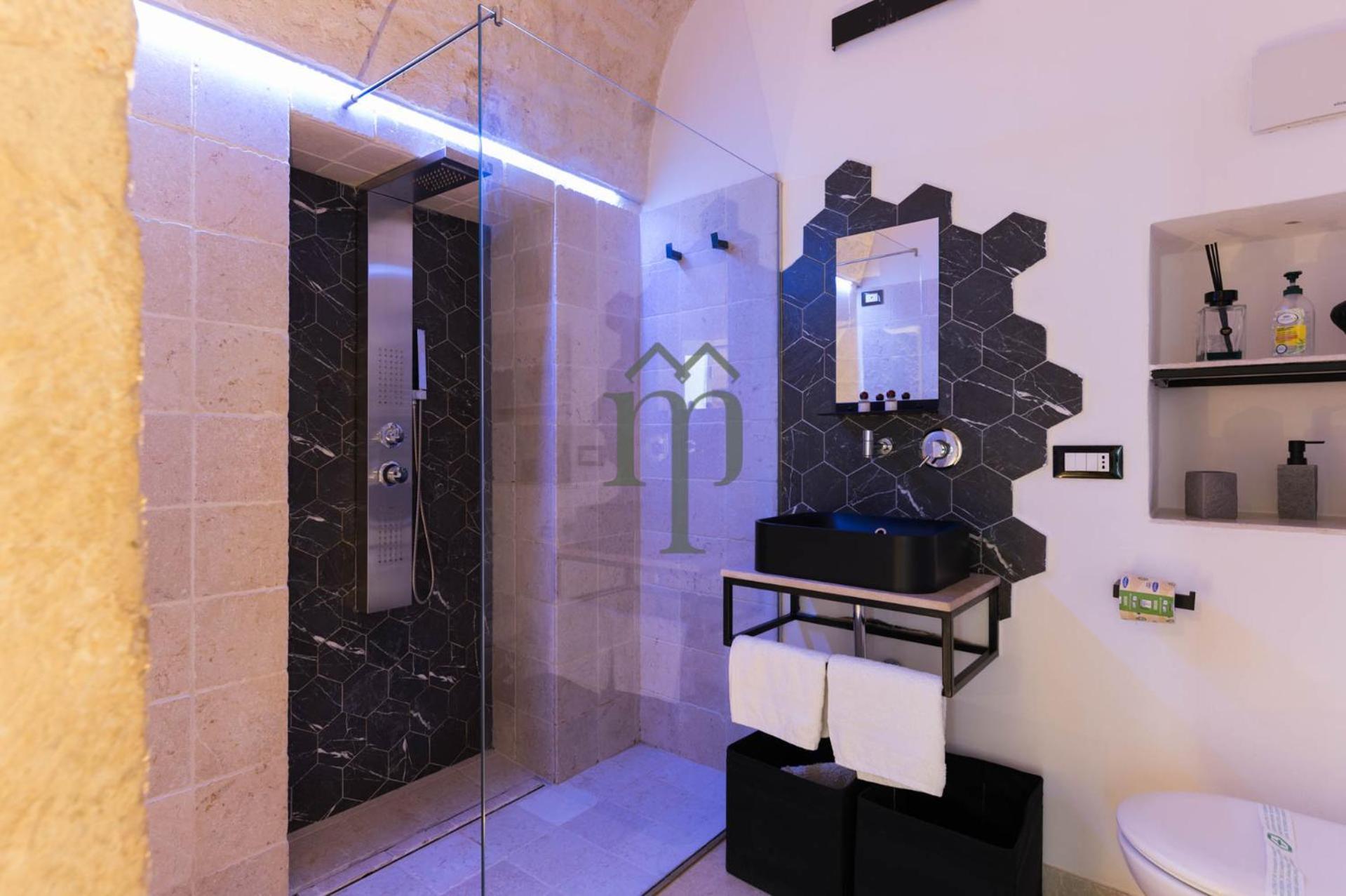 Dimora Matteotti By Meravigliosa Puglia Realestate 오스투니 외부 사진